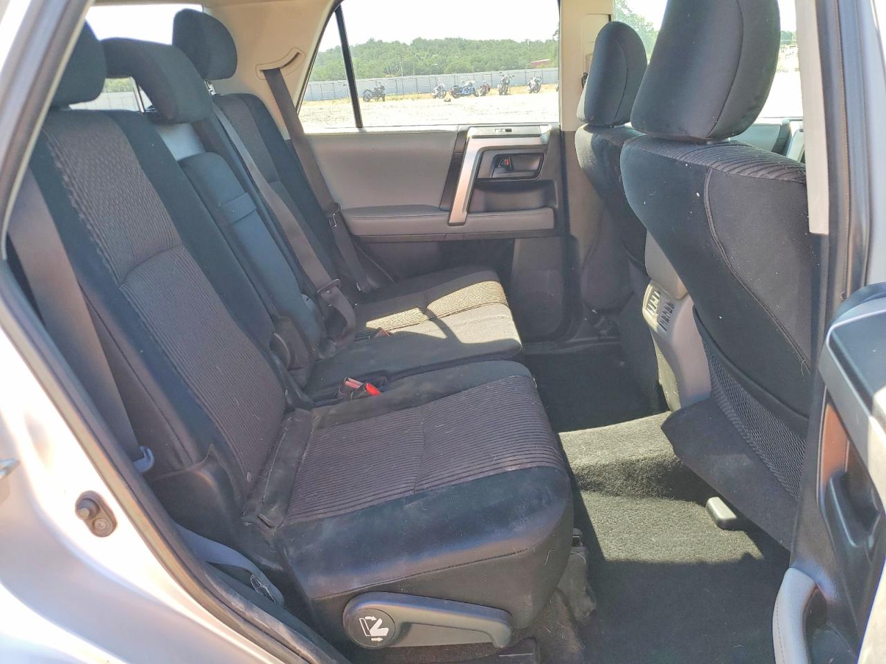 Toyota 4Runner Sr5