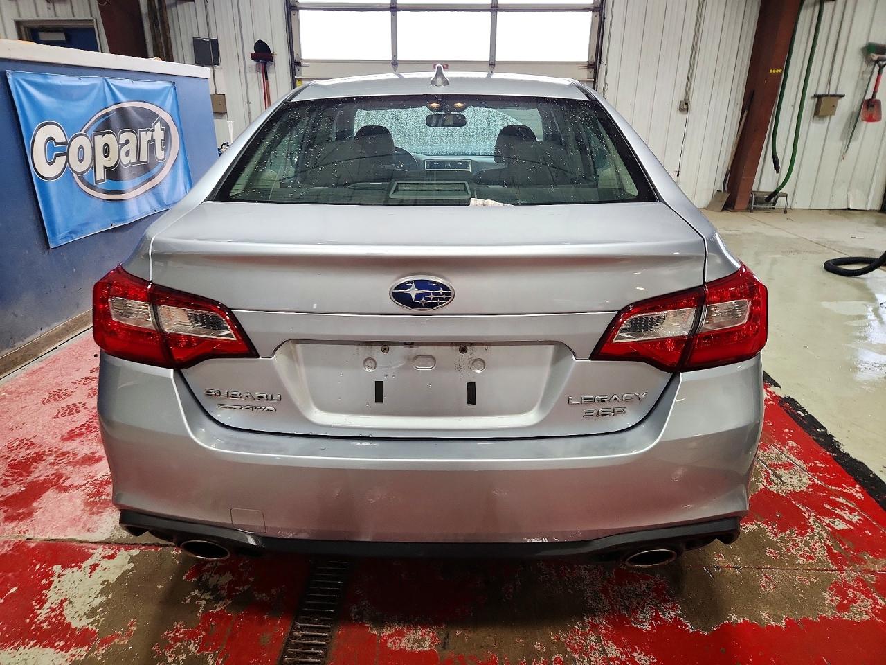 Subaru Legacy 3.6r Limited