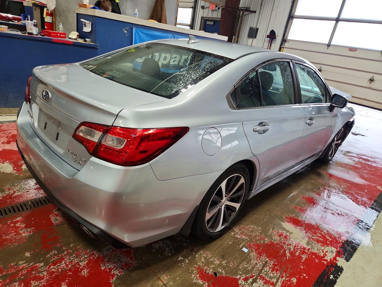 Subaru Legacy 3.6r Limited