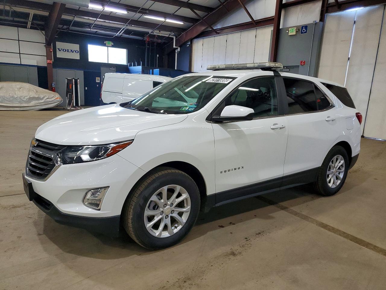 Salvage Chevrolet Equinox Image
