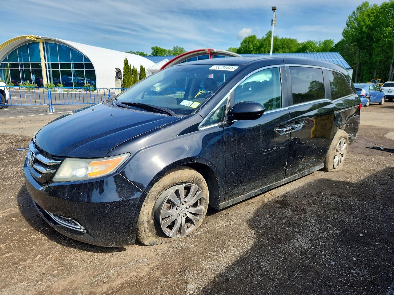 Salvage Honda Odyssey Image