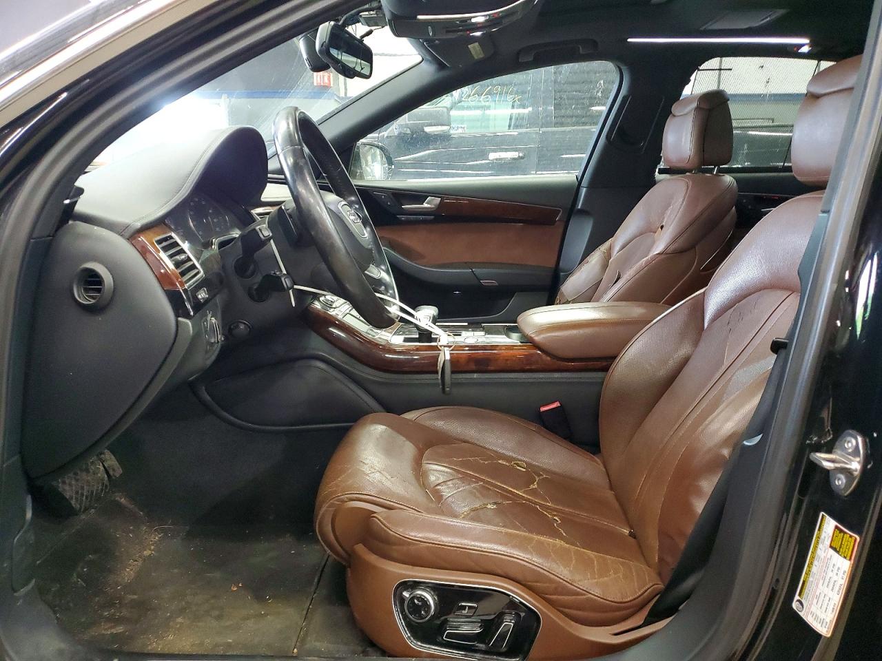 Audi A8 L Quattro
