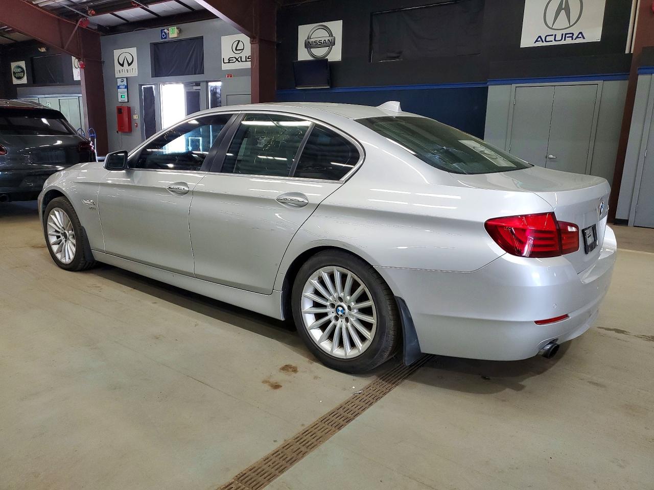 BMW 5 Series Xi