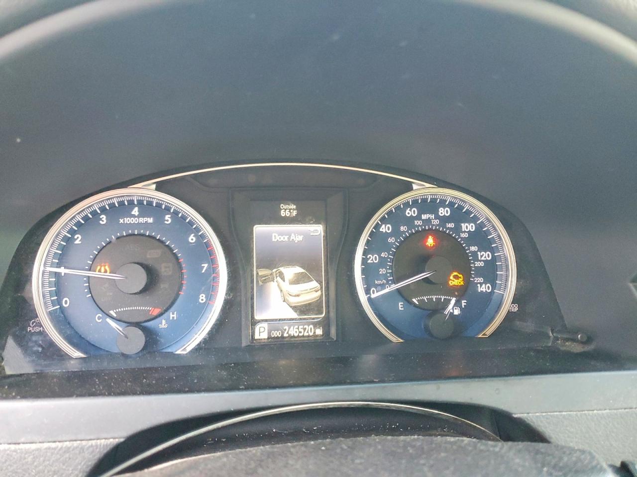 Toyota Camry Le