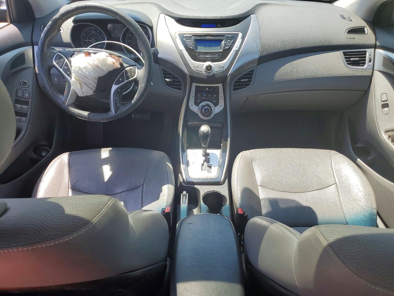 Hyundai ELANTRA Limited
