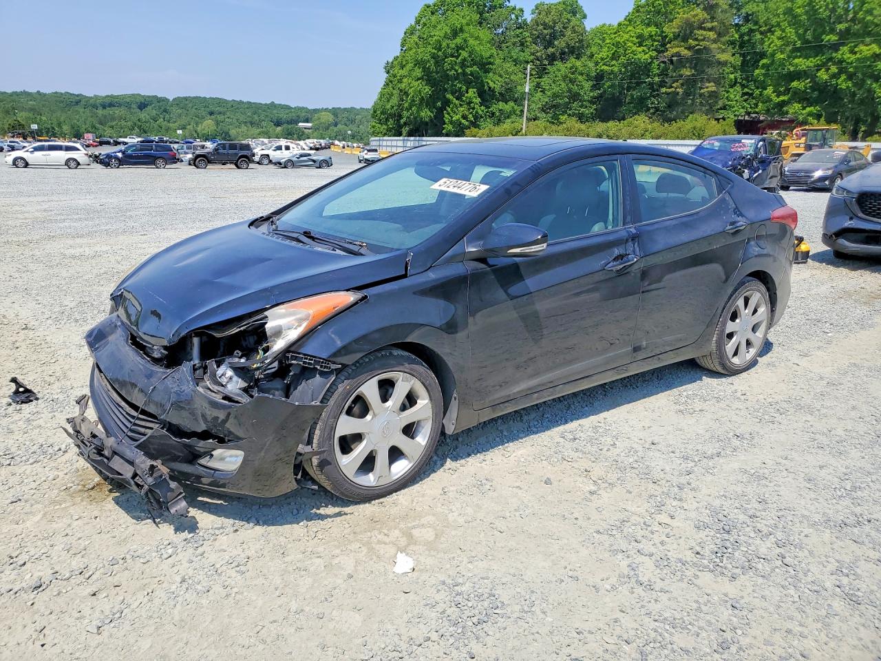 Salvage Hyundai ELANTRA Image