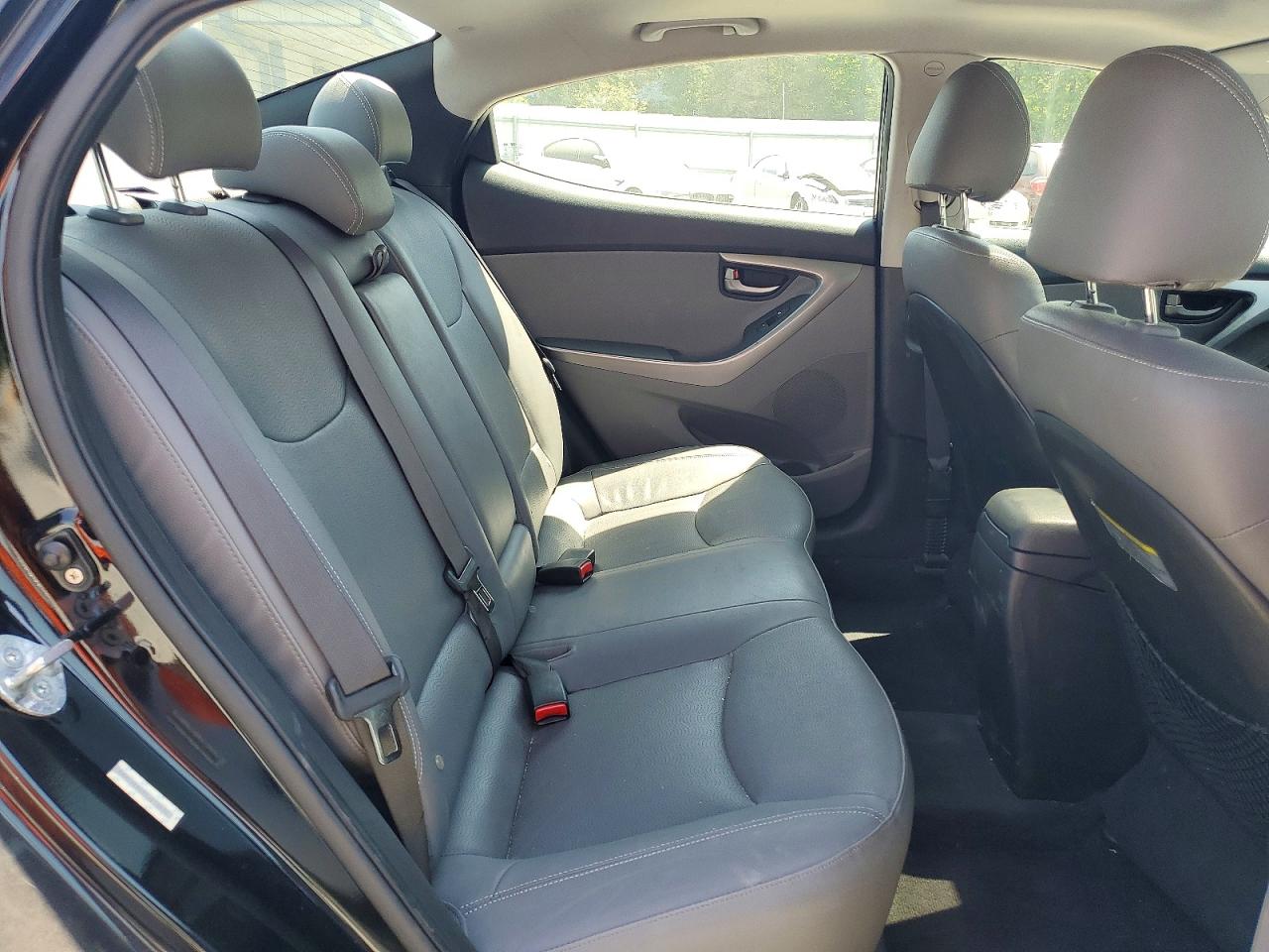 Hyundai ELANTRA Limited