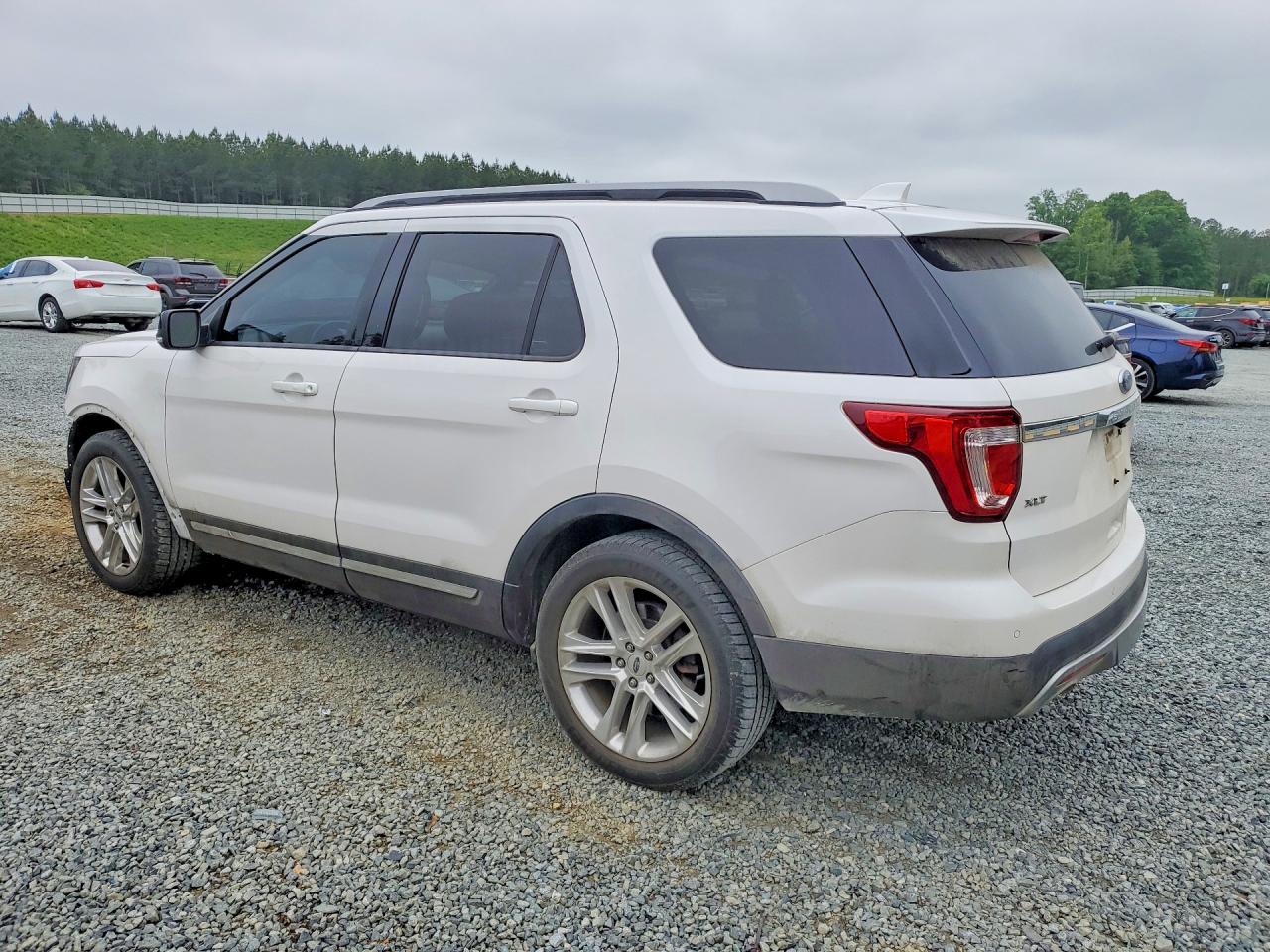 Ford Explorer Xlt