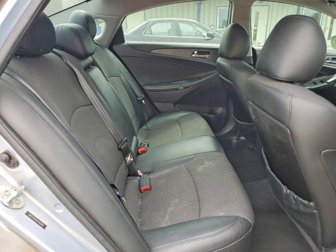 Hyundai SONATA Se 2.0t