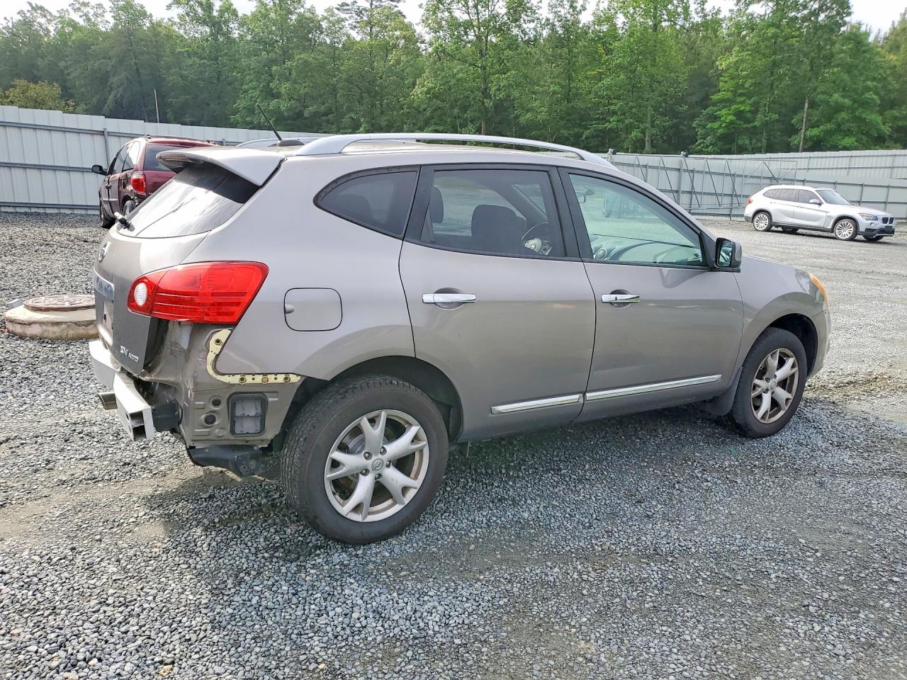 Nissan Rogue S