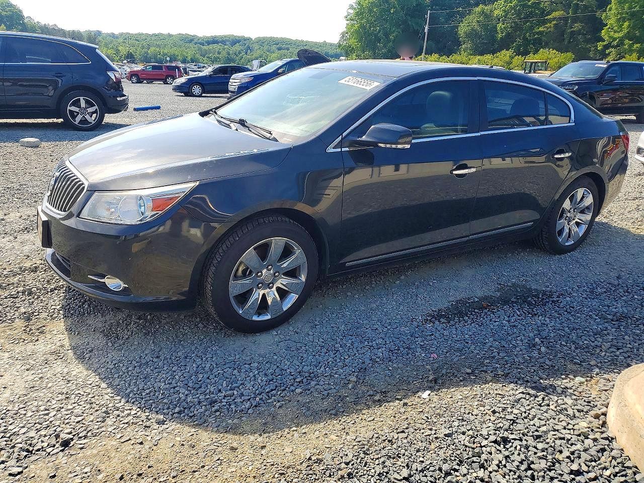 Salvage Buick LaCrosse Image