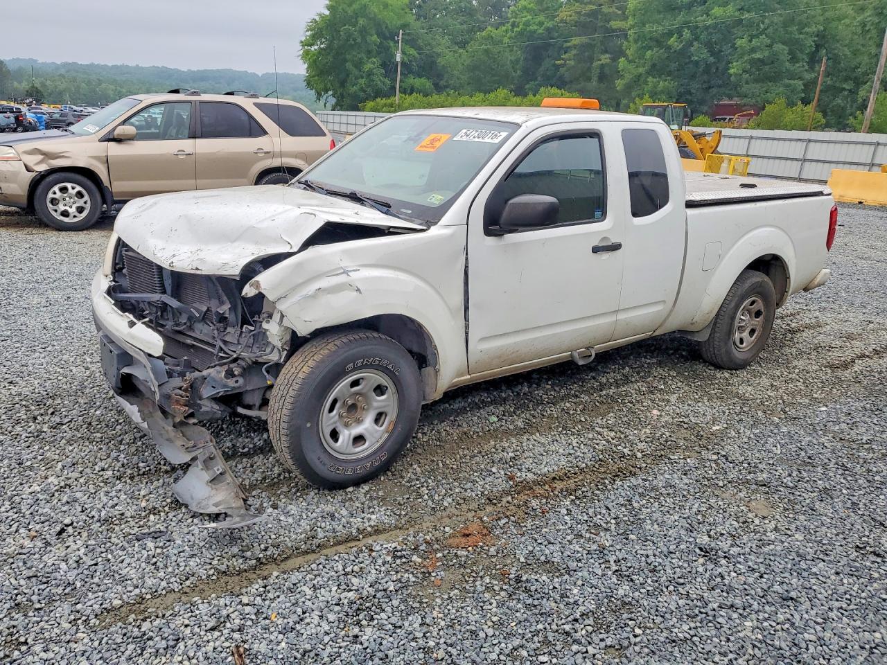 Salvage Nissan Frontier Image