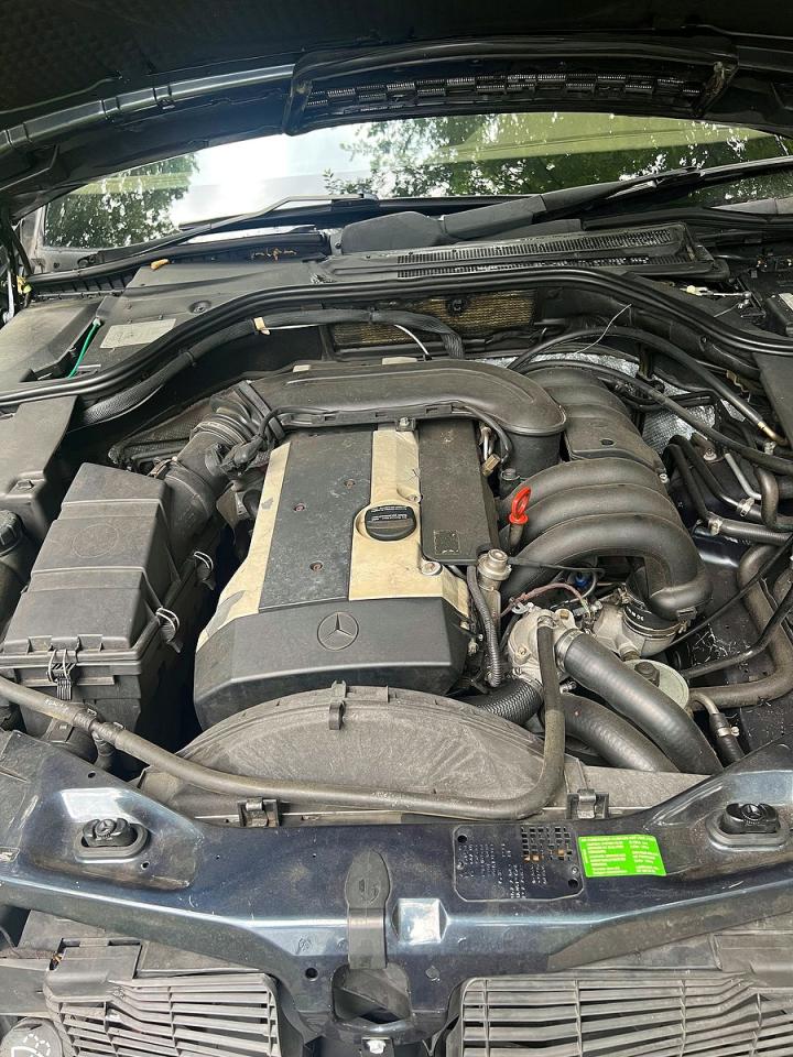 Mercedes-Benz S-Class 320w