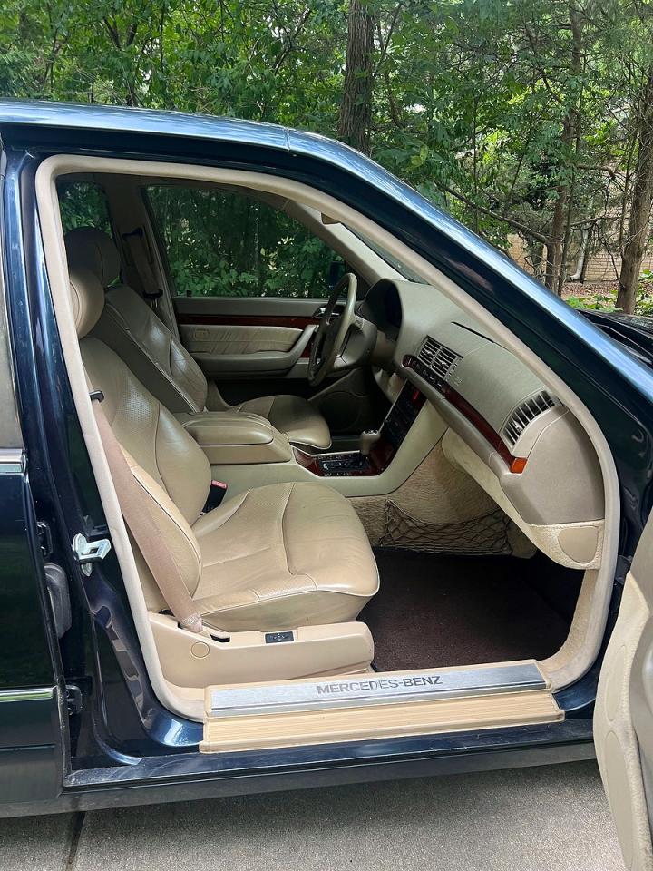 Mercedes-Benz S-Class 320w
