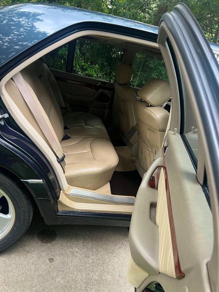 Mercedes-Benz S-Class 320w