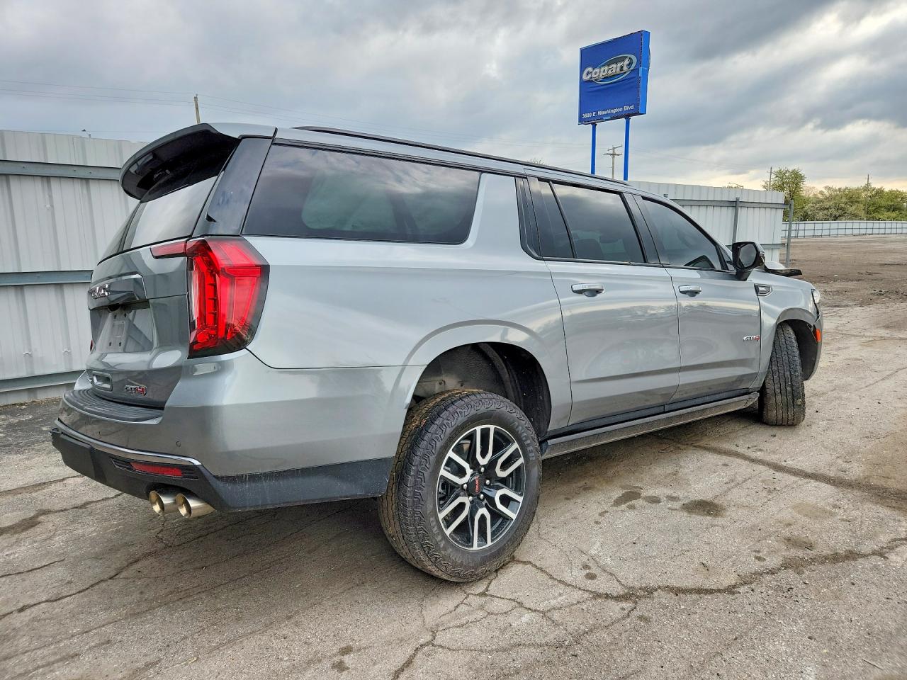 GMC Yukon K1500 At4