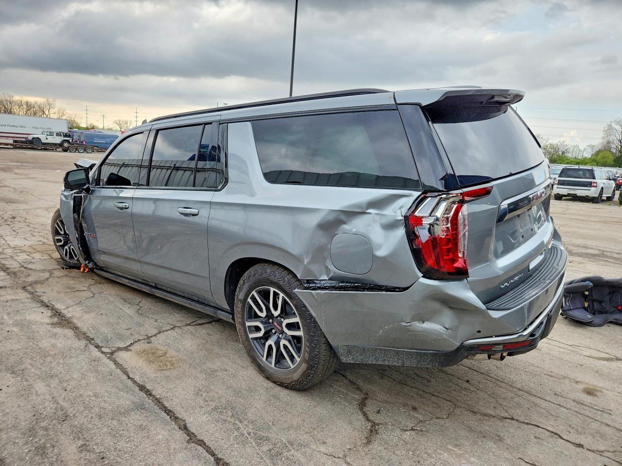 GMC Yukon K1500 At4