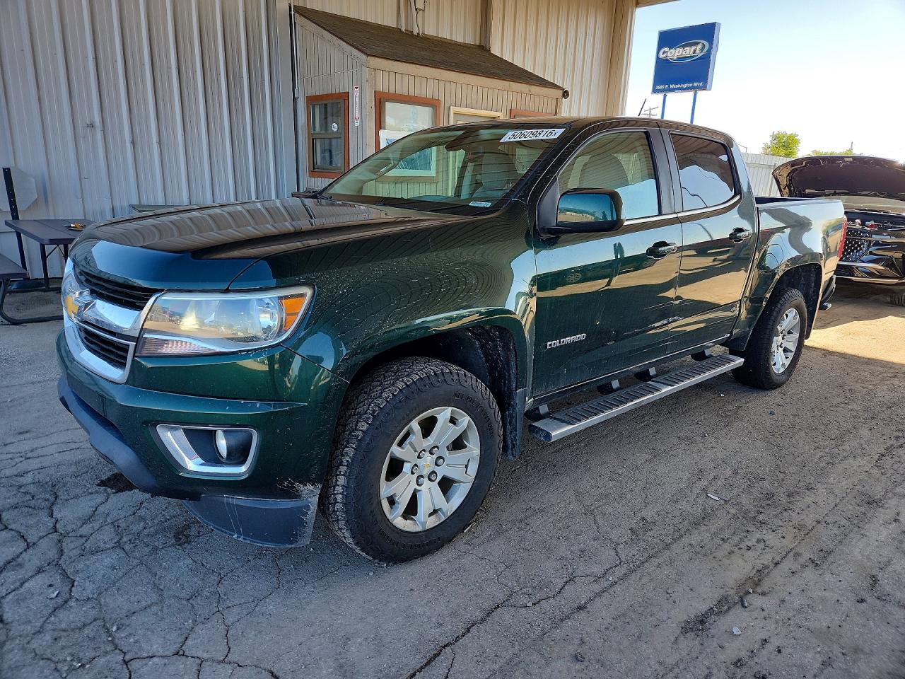 Salvage Chevrolet Colorado Image