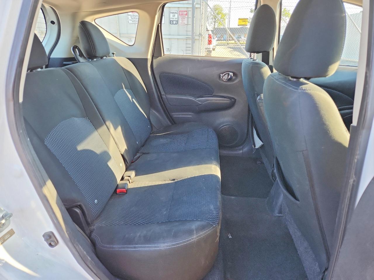 Nissan Versa Sv