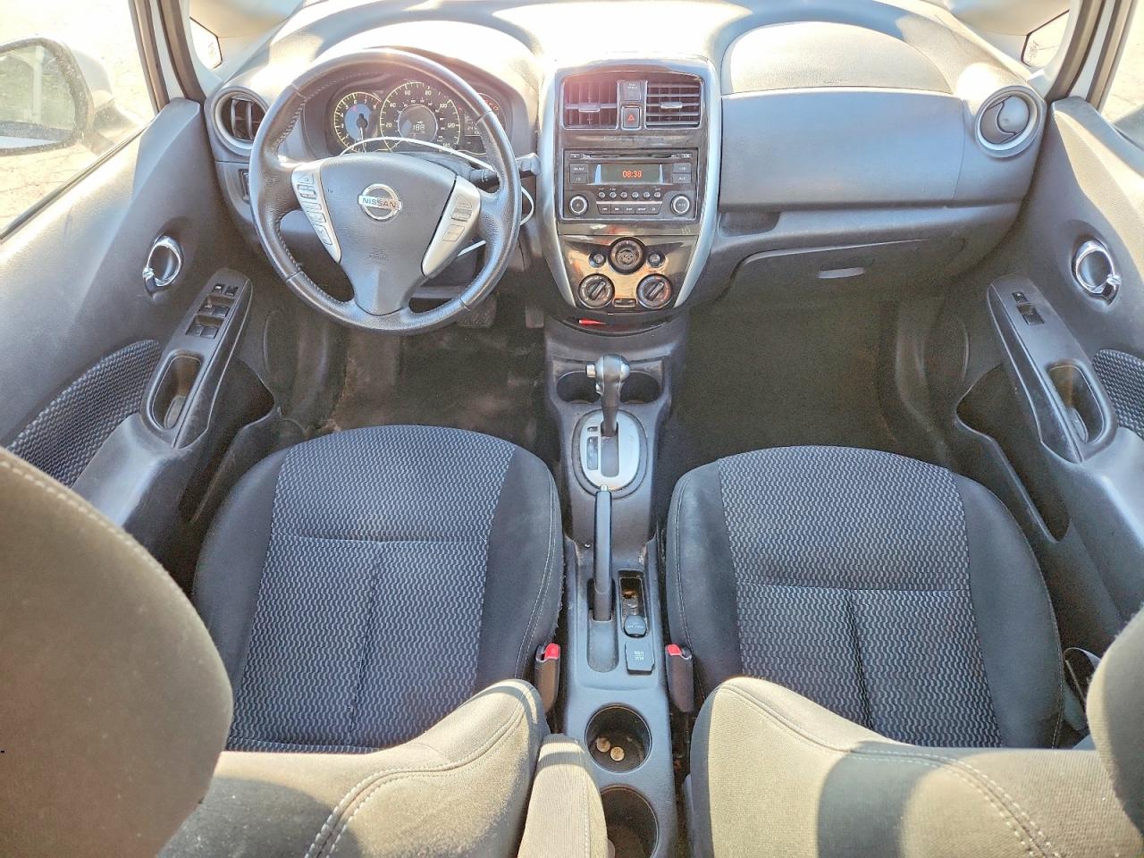 Nissan Versa Sv