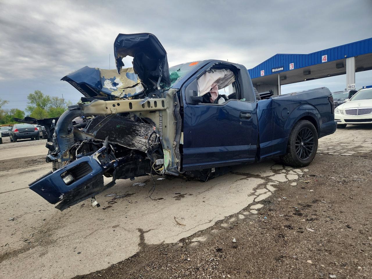 Salvage Ford F-150 Image