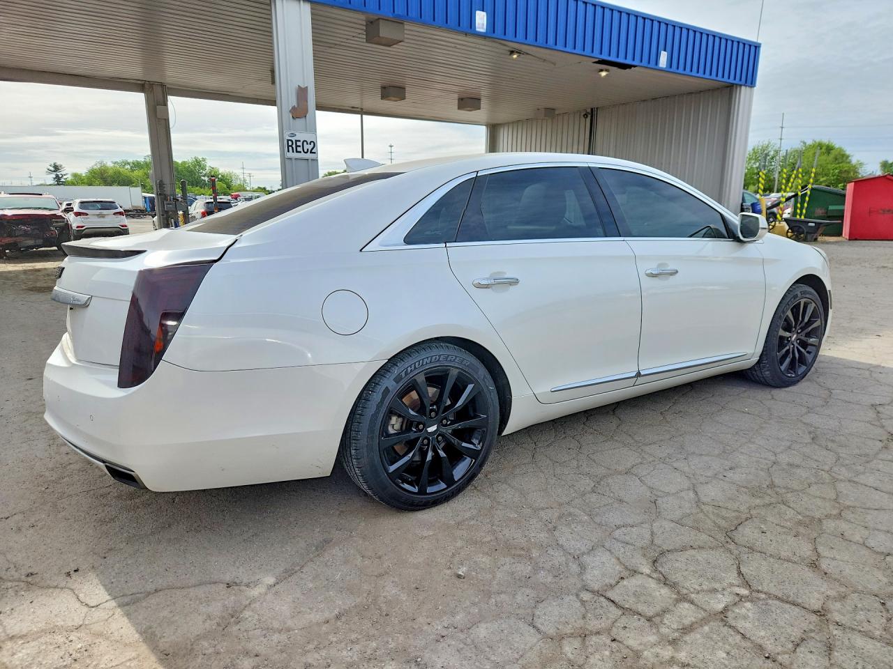 Cadillac XTS Luxury Collection