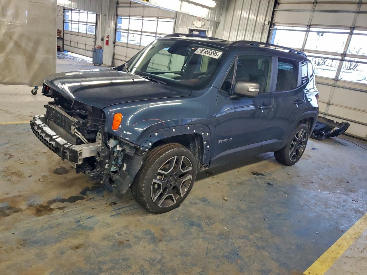 Salvage Jeep Renegade Image