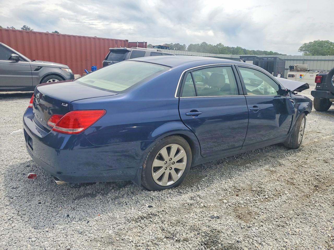Toyota Avalon Xls