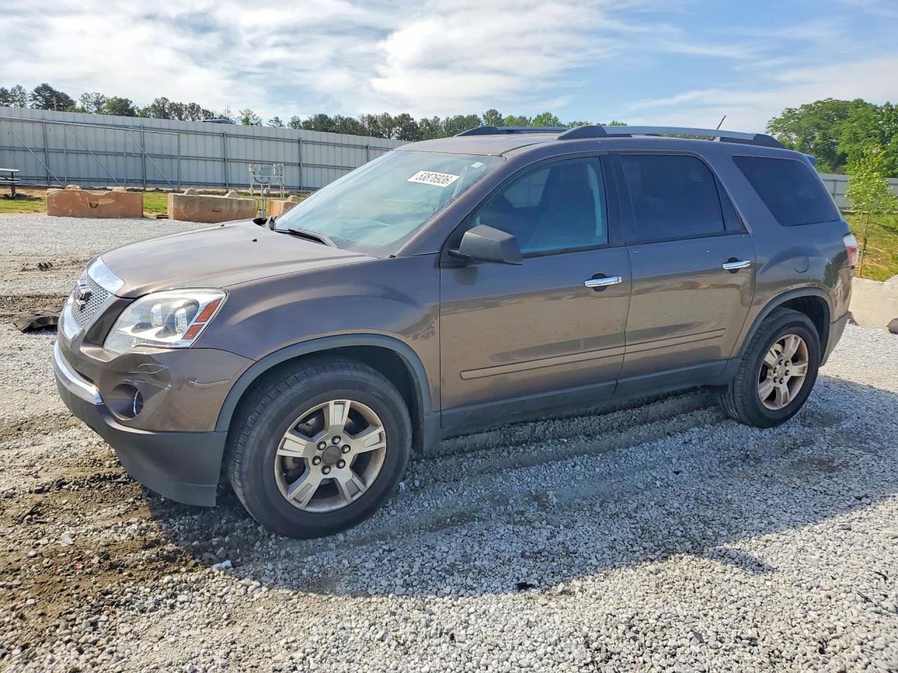 Salvage GMC Acadia Image