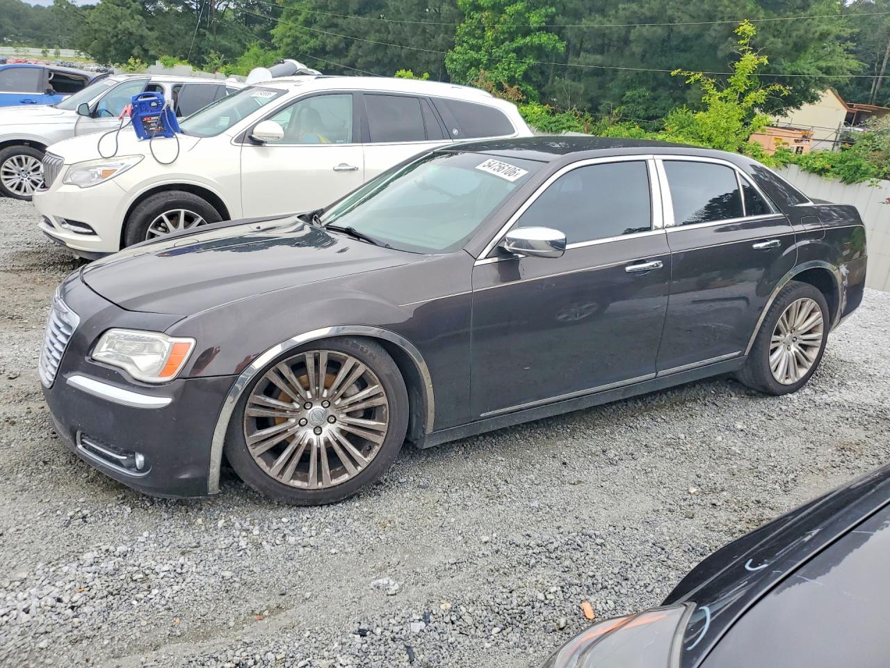 Salvage Chrysler 300 Image