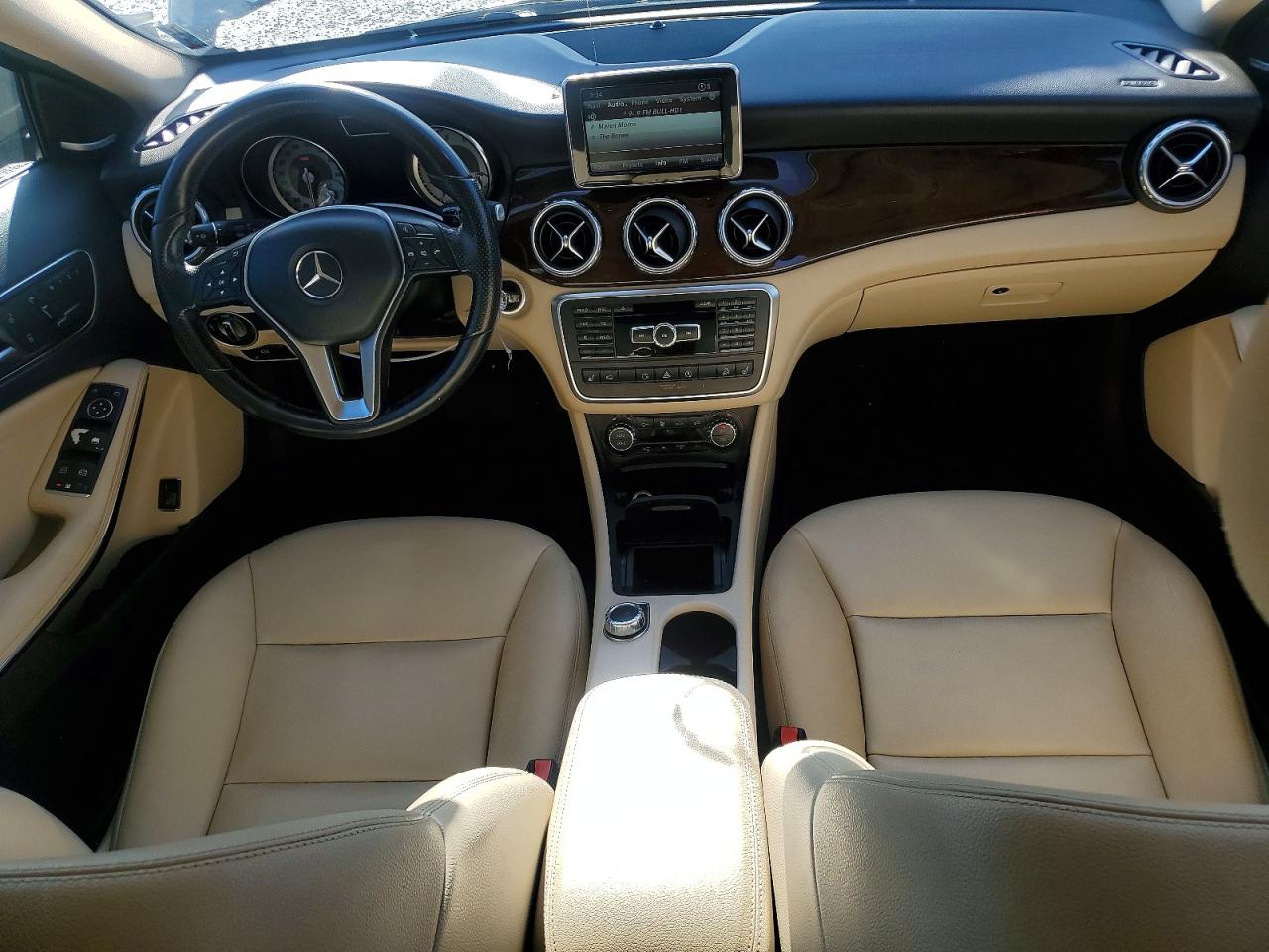 Mercedes-Benz GLA 250 4matic