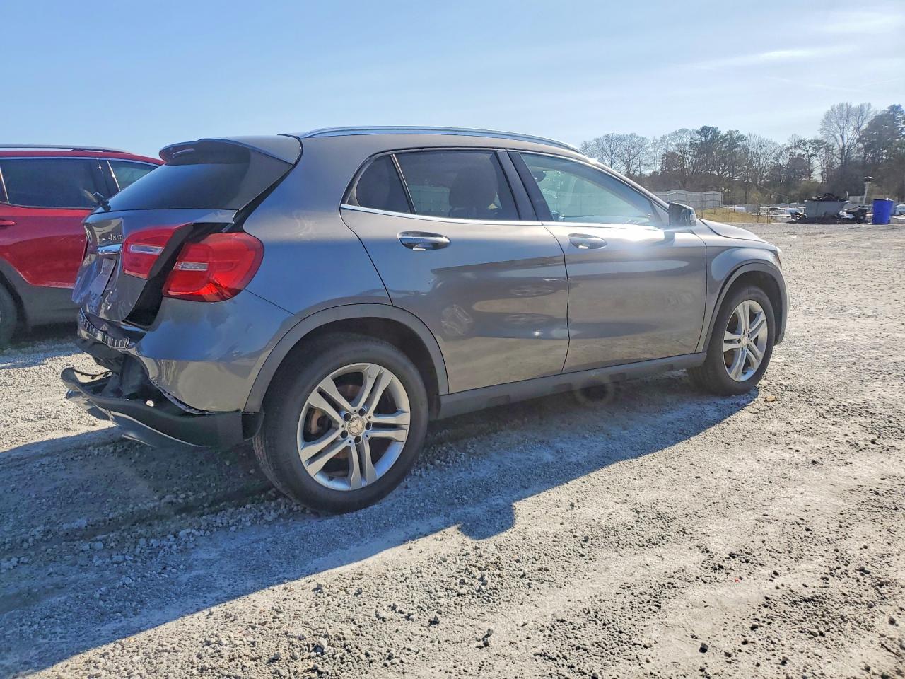 Mercedes-Benz GLA 250 4matic