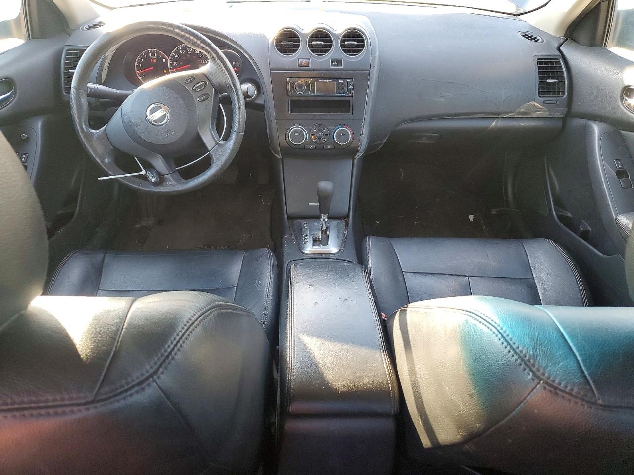 Nissan Altima Base