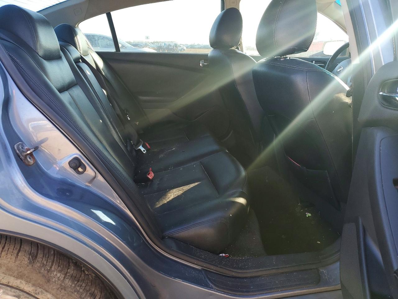Nissan Altima Base