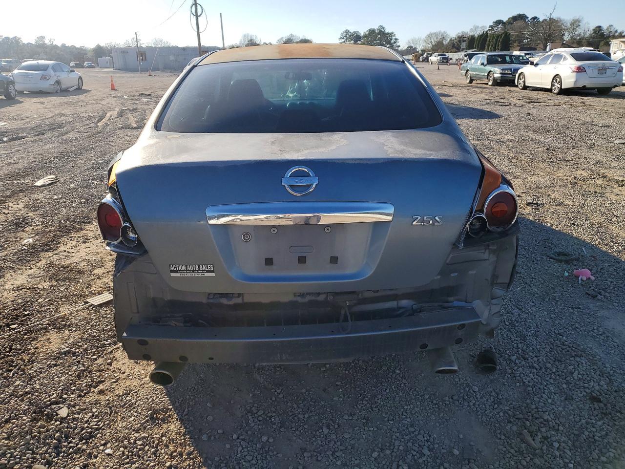 Nissan Altima Base