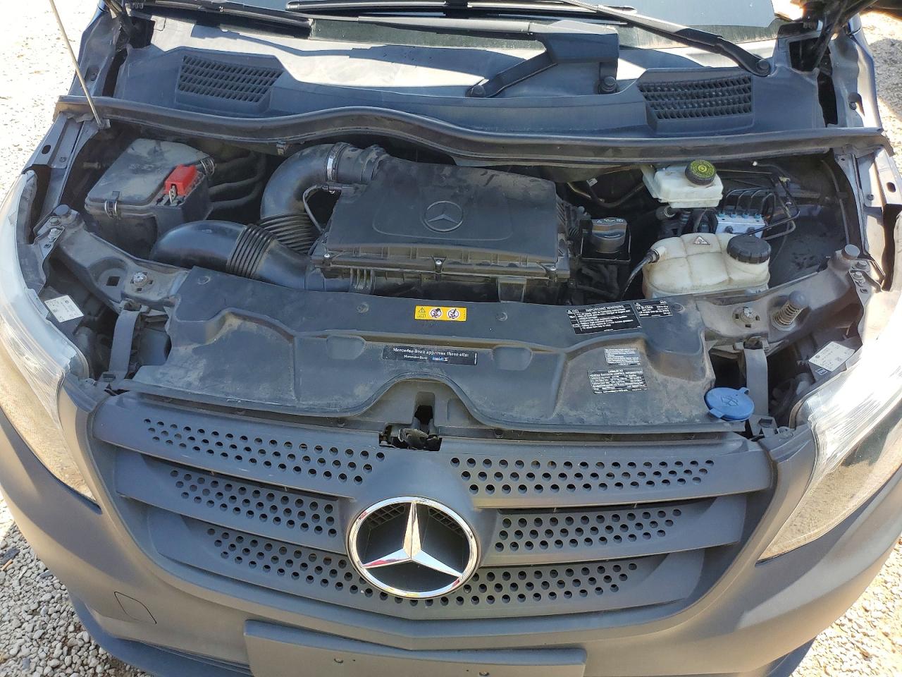 Mercedes-Benz Metris