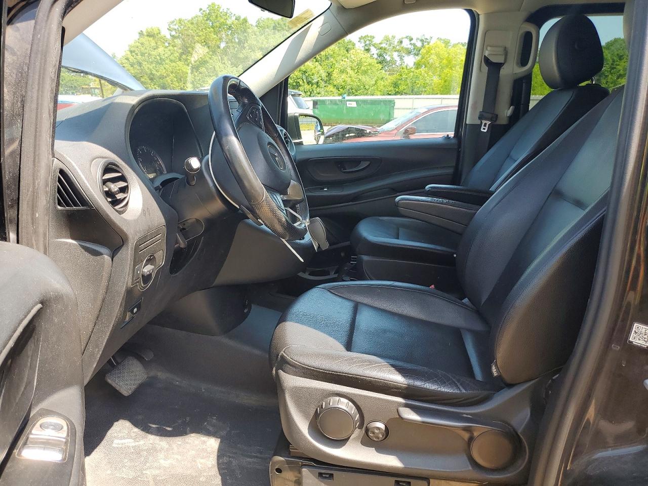 Mercedes-Benz Metris