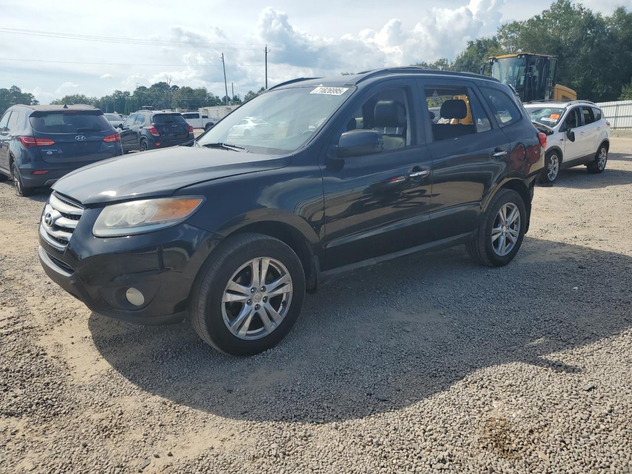 Salvage Hyundai SANTA FE Image