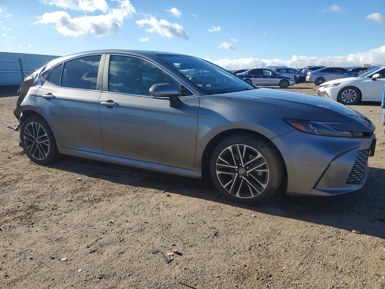 Toyota Camry Xle
