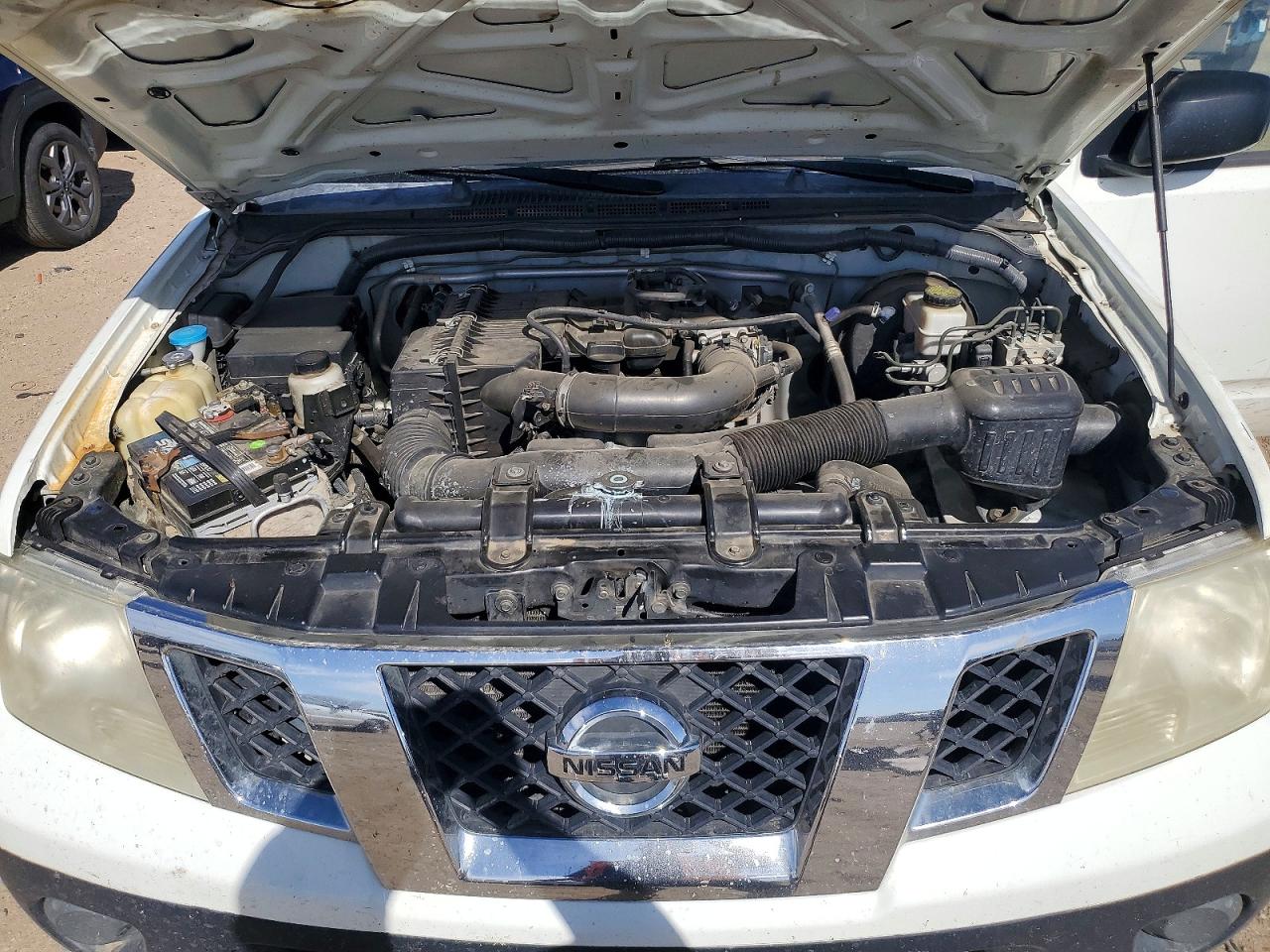 Nissan Frontier S