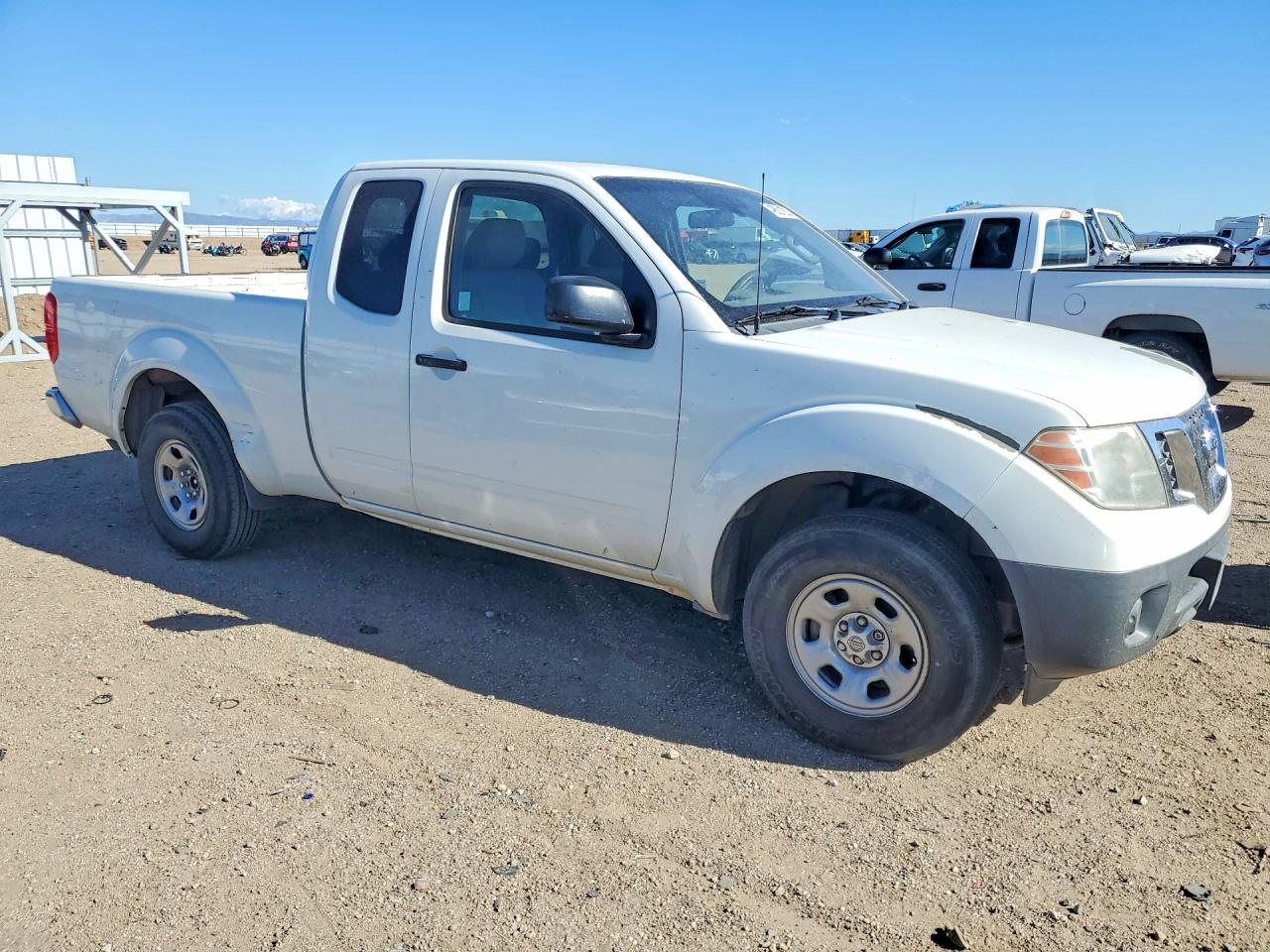 Nissan Frontier S