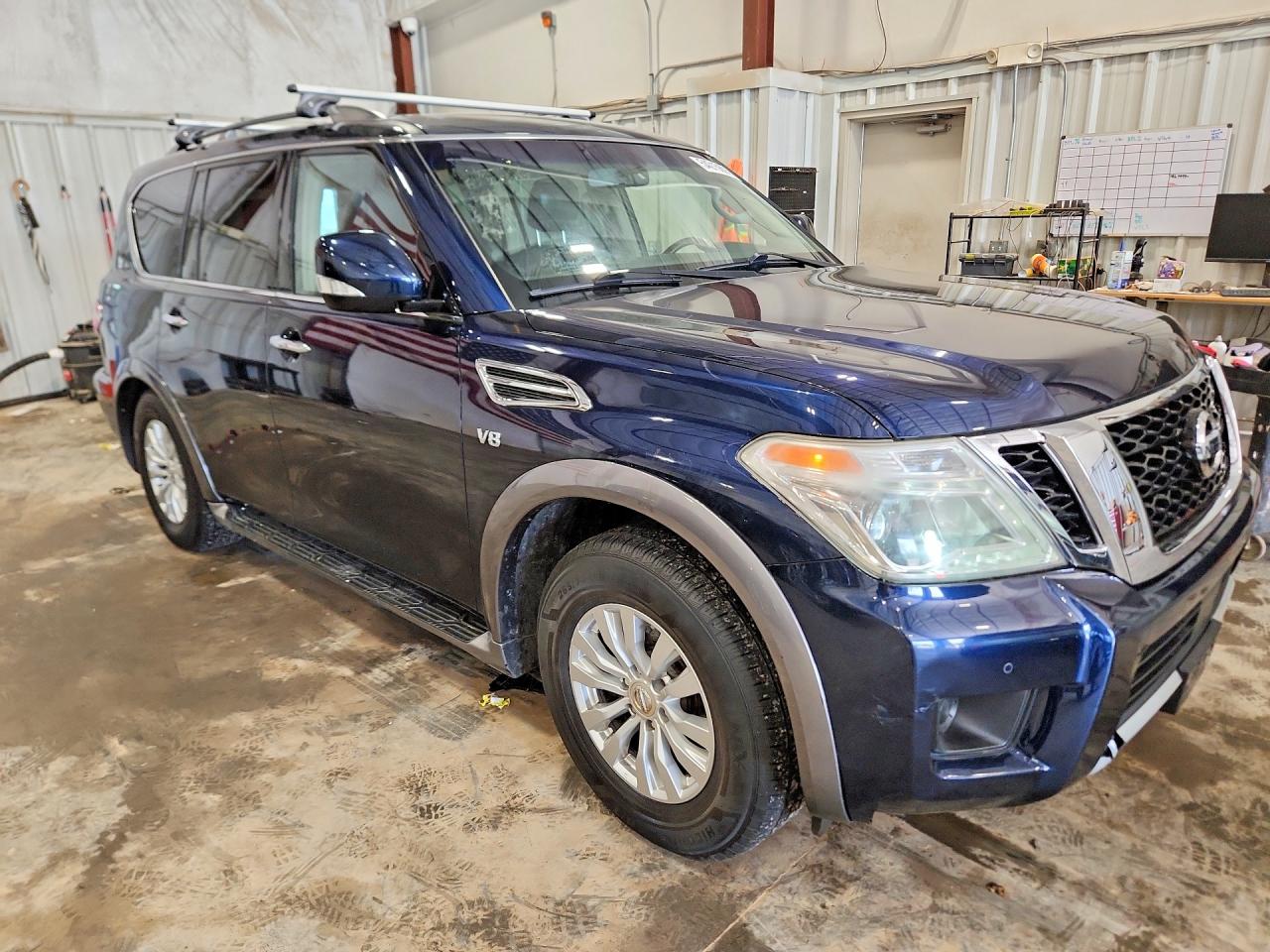 Nissan Armada Sv