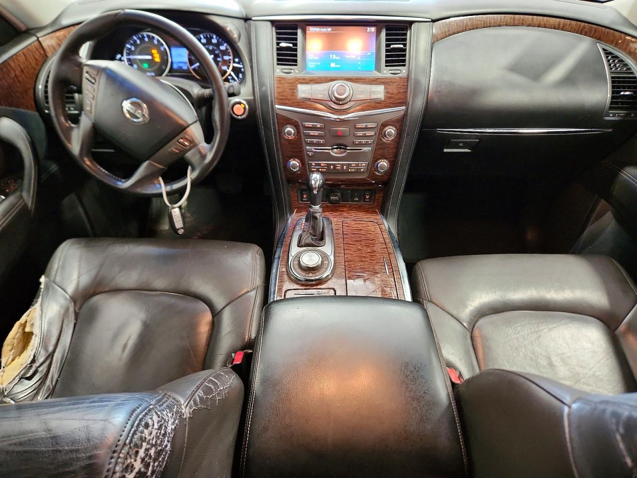 Nissan Armada Sv