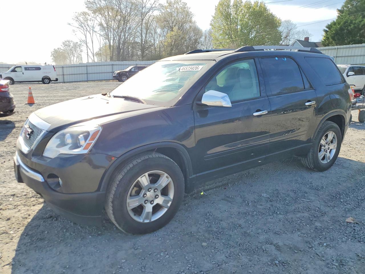 Salvage GMC Acadia Image