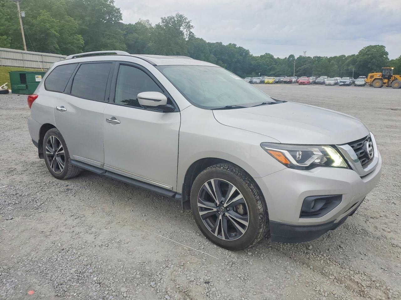 Nissan Pathfinder Platinum