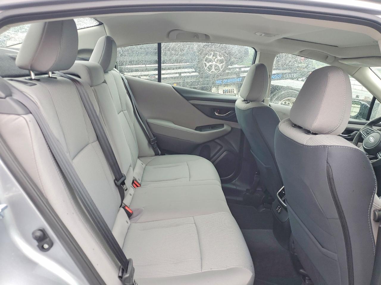 Subaru Legacy Premium