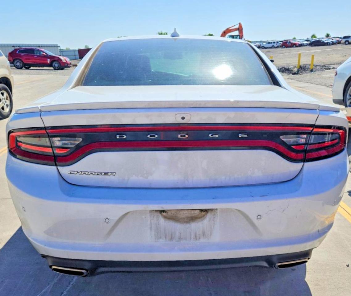 Dodge Charger Sxt