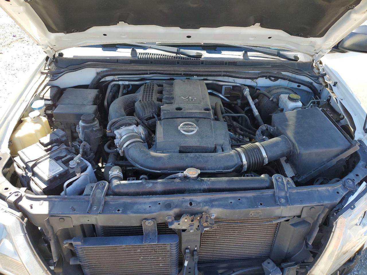 Nissan Frontier Sv