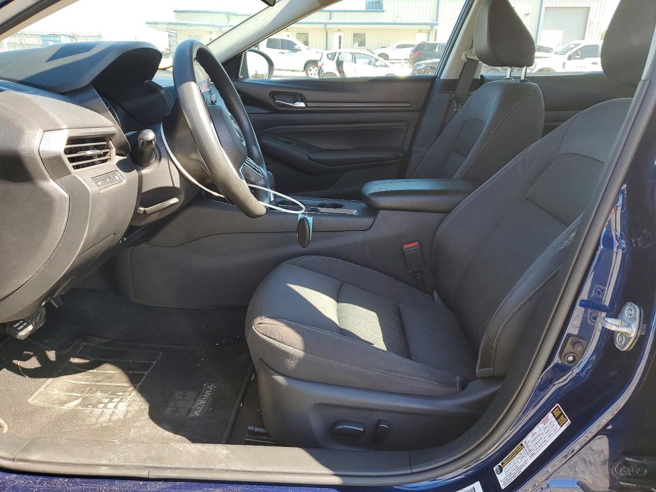 Nissan Altima S
