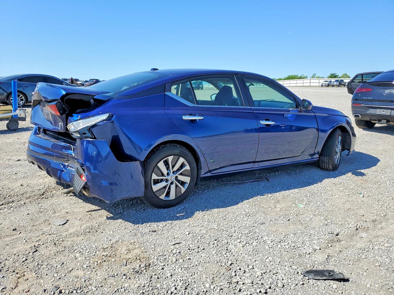Nissan Altima S